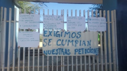 Varias solicitudes. Esperan la llegada de personal capacitado que realmente pueda apoyar a los alumnos.
