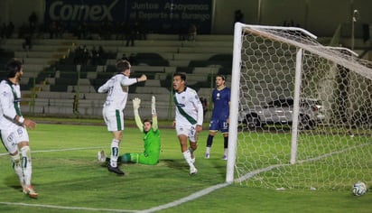 Alacranes cumplió en su último compromiso y derrotó a Tritones Vallarta con anotaciones de Aldieri Valenzuela y Óscar Muñoz.