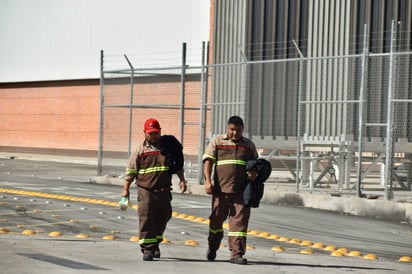 

Final de jornada. Por lo regular, los trabajadores suelen terminar su trabajo en después de las 17:00 horas.