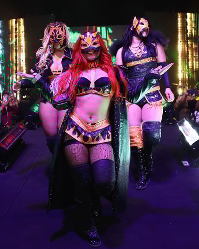 El bando de las rudas se llevó la victoria en el preestelar de la noche.