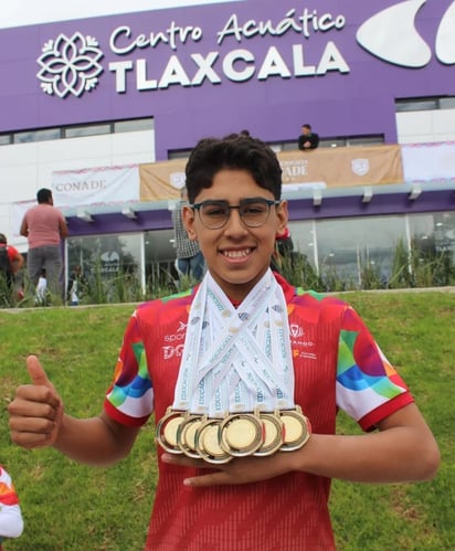 Jesús Alejandro Nájera Carrizosa, destacado atleta duranguense e hijo de Herman Alexander Nájera, ha sido uno de los afectados por esta falta de apoyos.