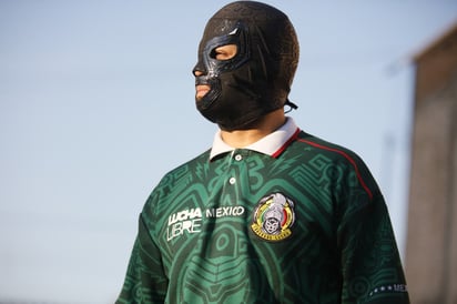 “No represento perfección: represento proceso, reconstrucción y la decisión de ponerme un equipo para enfrentar la vida de frente, abajo y arriba del ring”, acotó Ramírez con respecto a la identidad que ha construido.