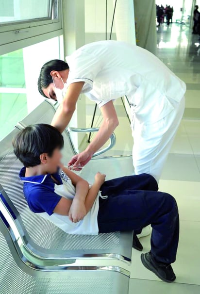 Niños. Continúan creciendo poco a poco los contagios de sarampión en menores de 12 años.