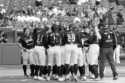 Unidas. Alrededor de los 4 juegos disputados, se vio la conexión que el equipo regio formó.