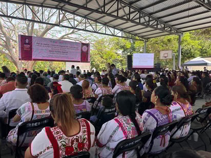 En el caso de Michoacán, los 3 Planes de Justicia forman parte del Plan Michoacán por la Paz y la Justicia, mediante el cual se atiende de manera integral a toda la población indígena del estado.