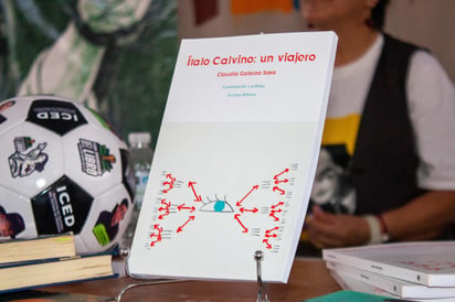 La escritora Claudia Galarza Sosa presentó su obra 'Ítalo Calvino: un viajero', como parte de las primeras actividades literarias del encuentro.