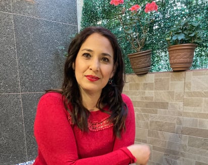 Karla Zepeda Marín presentará libro.