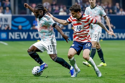 La selección de las Barras y las Estrellas compite hoy al tú por tú con varias de las potencias del futbol mundial. Fuente: EFE