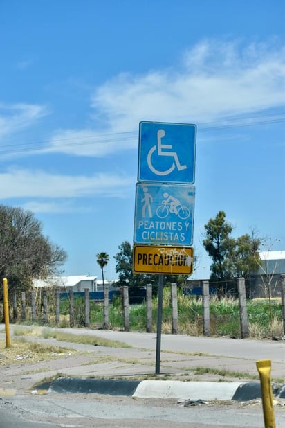 Sin cuidado. La sociedad también ha sido responsable en el deterioro de esas rutas urbanas.
