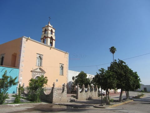 Fachada del templo principal del lugar.