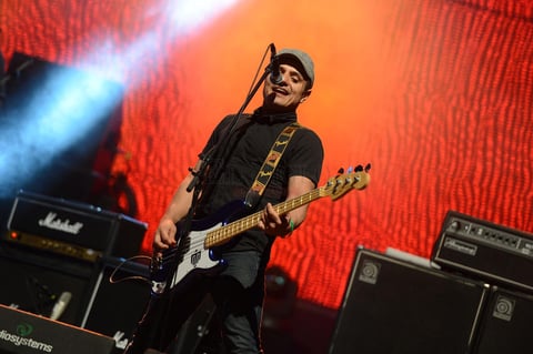 El p&uacute;blico se mostr&oacute; ansioso por escuchar a su grupo favorito.