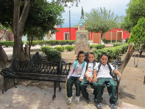Ni&ntilde;os de San Luis del Cordero