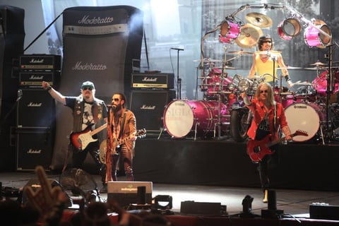 Rock, Army y Moderatto