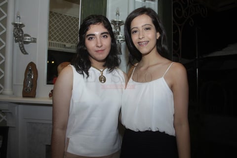 Ana y Fernanda.