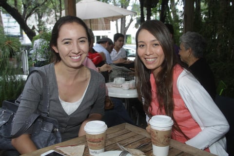 Carolina y Alicia.