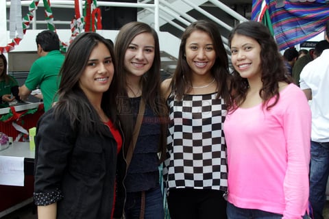 Samantha, Ale,Ceci y Alexia.
