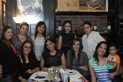 Ana Gandara festejó su cumpleaños.