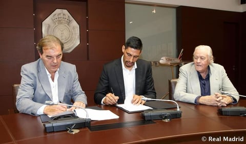 Ay&oacute;n firm&oacute; por dos temporadas con los 'merengues', tras su paso por los Hawks de Atlanta en la NBA.