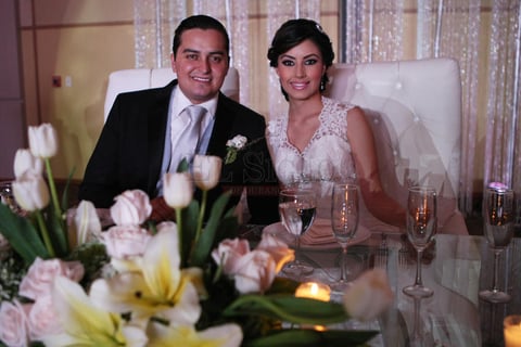 Mariano Herrera Álvarez del Castillo y Mariana Anaya Salas contrajeron nupcias y celebraron en una elegante recepción.