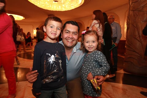 Héctor, Julia y Héctor Jr.