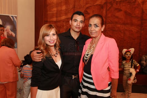 Aarón, Estefanía y Susy.