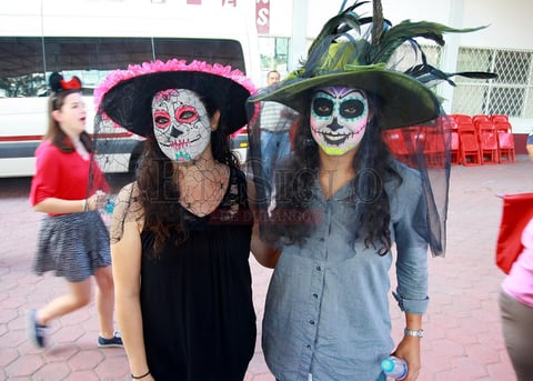 Las catrinas no faltaron en este festejo.
