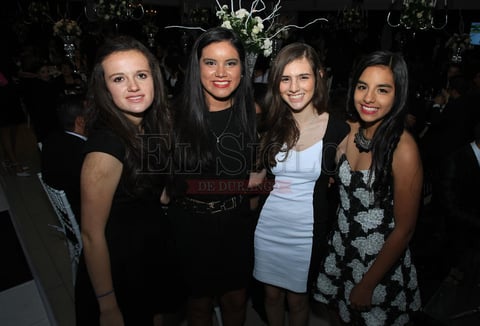 Caro, Ale, Pili y Mariana.