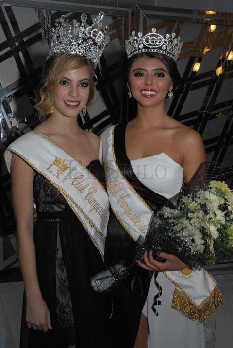 Carmina Campos, reina electa y Fela Muñoz Fallad, reina saliente.