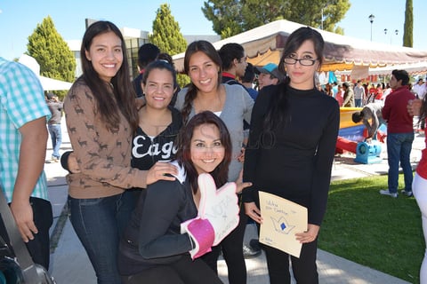 Adriana, Mazatán, Anahí, Leslie y Fernanda.