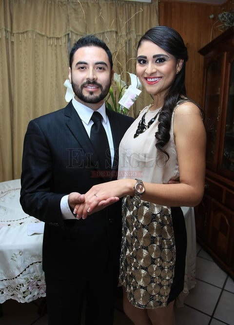 Alonso y Deidre fijaron como fecha de enlace el mes de octubre del 2015.