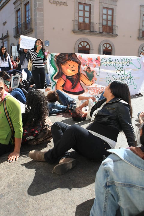 El contingente realiz&oacute; varias paradas.