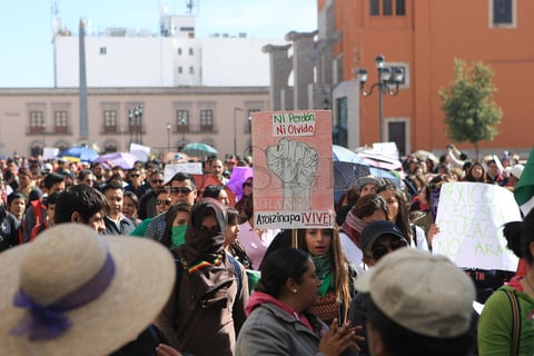 La movilizaci&oacute;n form&oacute; parte de la convocatoria nacional, incluso internacional, para exigir la aparici&oacute;n con vida de los 43 estudiantes normalistas de la escuela rural Ra&uacute;l Isidro Burgos, de Ayotzinapa, Guerrero.