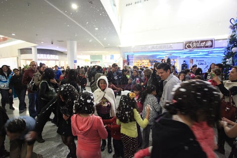 Los duranguenses podrán disfrutar de la Blanca Navidad, todos los sábados de diciembre en punto de las 7:00 p.m