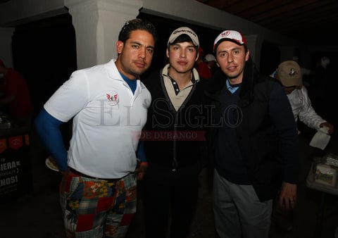 Ismael, Héctor y Javier.