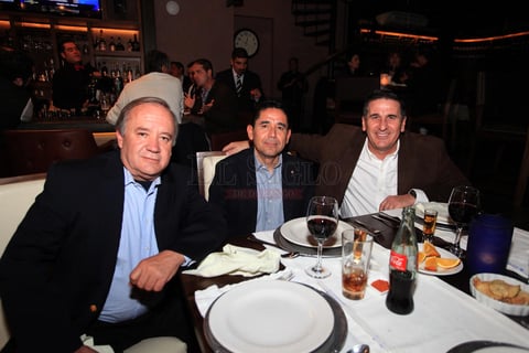 Dr. Ramírez Mclaen, C.P. Gilberto Sánchez y Eduardo de la Peña.