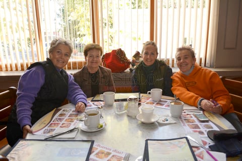 Laura García Menéndez, Ma. Teresa, Frida y Elsa Blum.