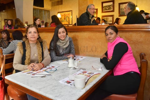 Alina Olivas, Norma Manqueros y Guadalupe Quiñonez.