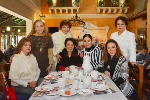 Isis Teyssier, Magda Márquez, Martha Gandarilla, Anahí Nanian, Lorena de la Garza y Rocío T.