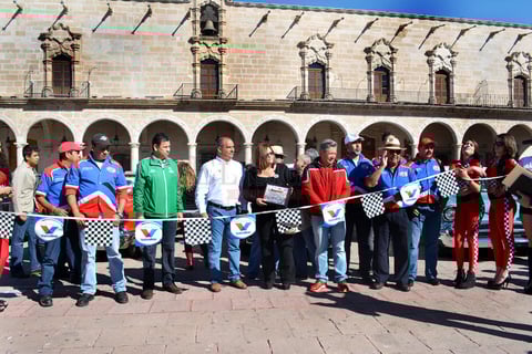 Mariano &Aacute;lvarez es quien dirige la Asociaci&oacute;n del Auto Cl&aacute;sico y Antiguo local.