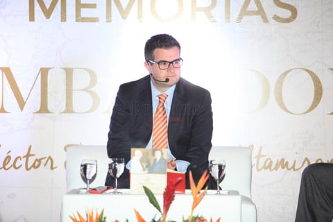 La obra que re&uacute;ne las vivencias del se&ntilde;or H&eacute;ctor Ling.