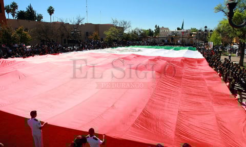 Su despliegue implic&oacute; la participaci&oacute;n de casi 70 elementos del Ej&eacute;rcito Mexicano y estudiantes del Colegio Militarizado