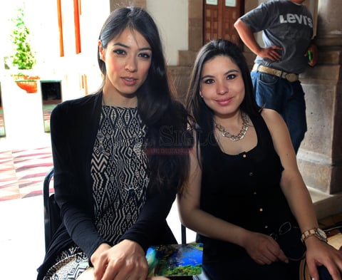 Dulce Esparza y Minka Hernández.