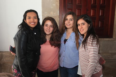Daniela Alcalá, Jaqueline Montiel, Maria Llameli y Jessica.