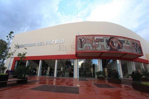 Luci&oacute; majestuoso ante las aficiones de la Universidad Ju&aacute;rez del Estado de Durango (UJED) y del Instituto Tecnol&oacute;gico de Durango (ITD).