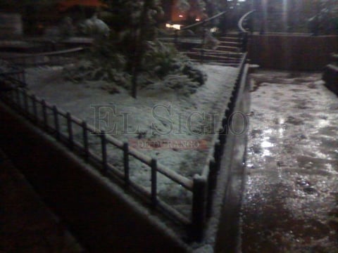 El Gobernador del Estado, Jorge Herrera Caldera, anunci&oacute; en su cuenta de Twitter que las dependencias correspondientes estaban al tanto de lo que suced&iacute;a en el estado y se reportaban listos para atender cualquier emergencia.