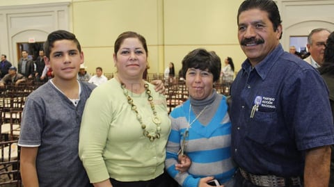 Jesús, Lorena, Mayela y Bernardo.