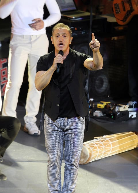 Cerca de 10 mil seguidores escucharon los temas que han consagrado al cantautor como uno de los m&aacute;s exitosos de la m&uacute;sica latina.