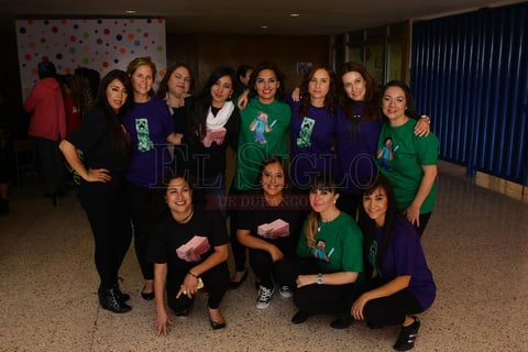 las mamás complacieron a los peques con el baile que prepararon especialmente para este gran festejo.