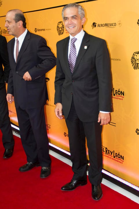 Entre grandes estrellas, hizo su entrada Miguel &Aacute;ngel Mancera, jefe de Gobierno capitalino.