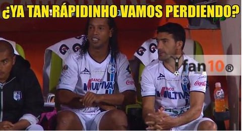 Santos Laguna goleó 5-0 a Gallos Blancos.